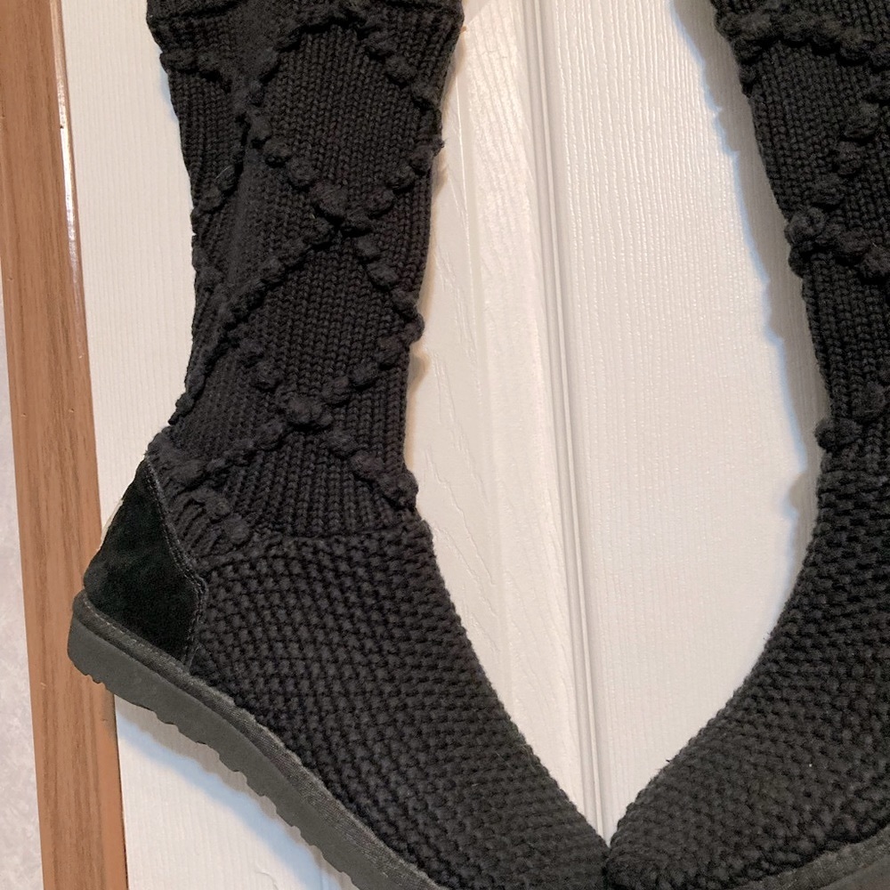 Uggs size 9.5 in Classic Cardy Argyle.